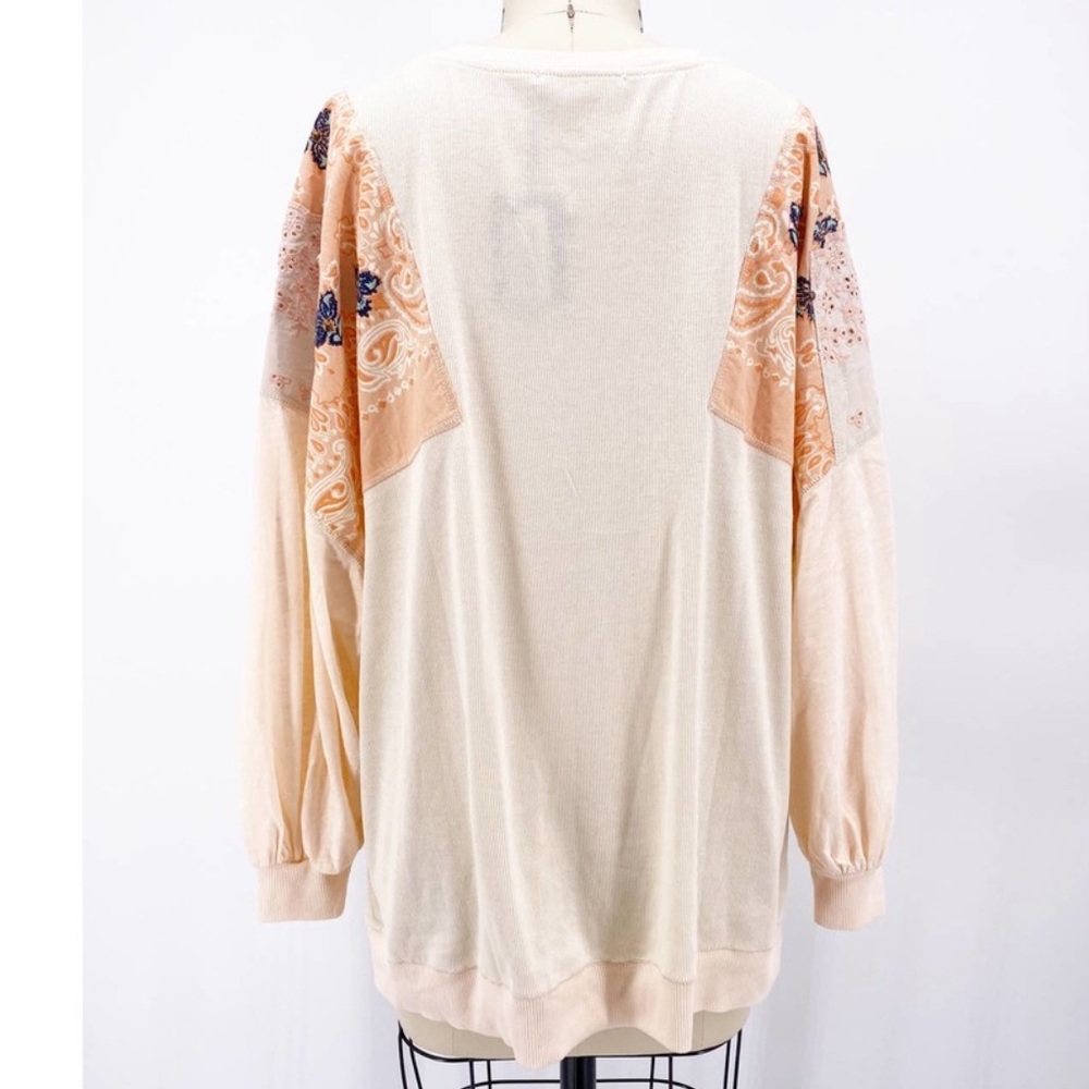 Free People We The Free People Feelin' It Alabaster Patchwork Quilt Top Size XS - Picture 3 of 7